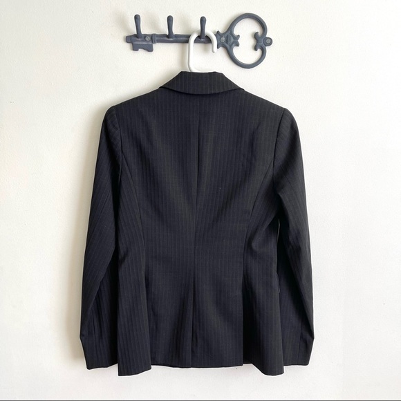 BCBGMAXAZRIA dark grey fitted pin-striped blazer (size XS) - Picture 2 of 5